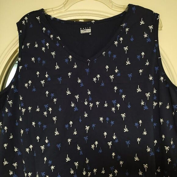 Basic Editions Navy Blue With Anchors Tank Top Size Women's 2X Worn 1 Time - Picture 2 of 2